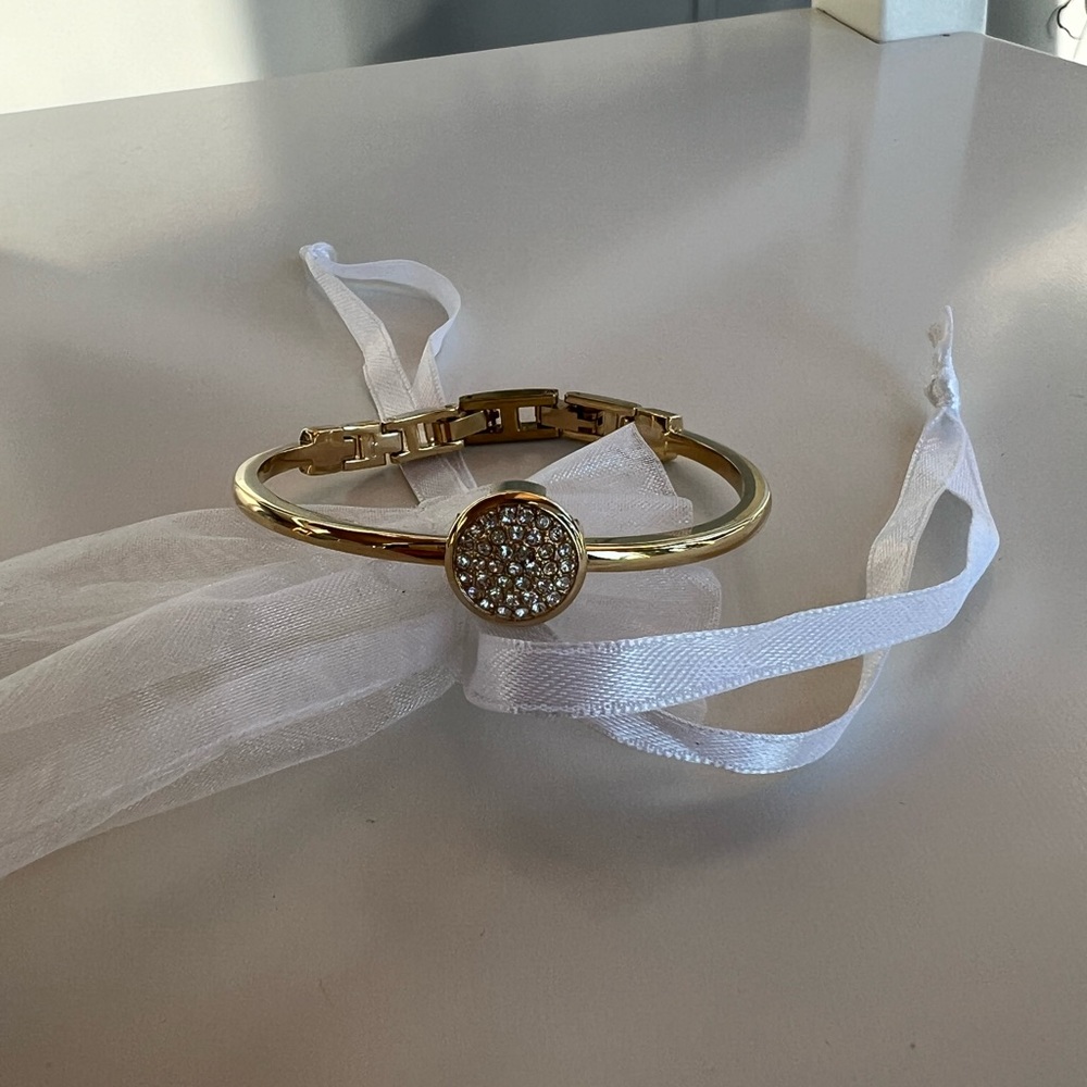 Anne Kline Pave Circle Adjustable Gold Loose Hinge Bangle